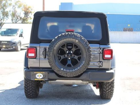 Used 2023 Jeep Wrangler Sport AWD/4WD image 4