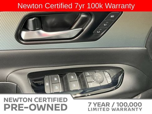 Used 2025 Nissan Murano SL AWD/4WD image 41