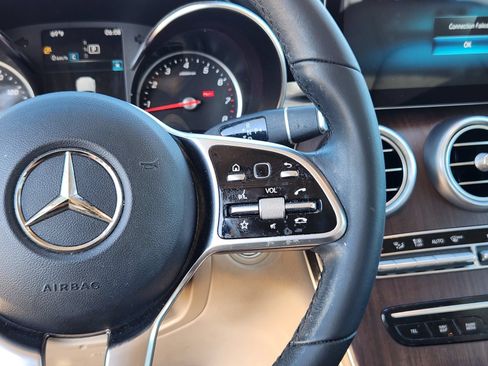 Used 2021 Mercedes-Benz GLC 300 image 16
