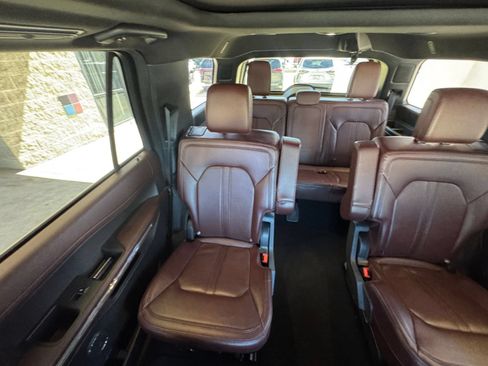 Used 2024 Ford Expedition Limited AWD/4WD image 43