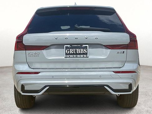 New 2026 Volvo XC60 B5 Plus w/ Protection Package Premier AWD/4WD image 7