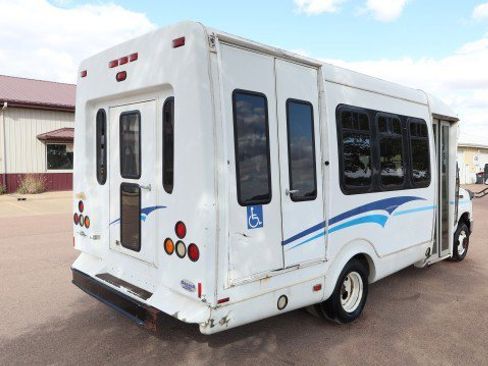 Used 2008 Ford E-350 and Econoline 350 Super Duty image 6