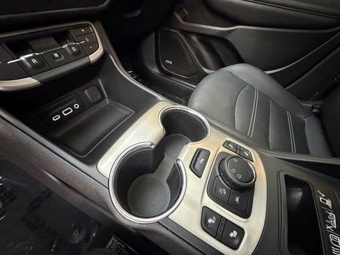 Used 2023 GMC Terrain Denali w/ LPO, Floor Liner Package AWD/4WD image 22