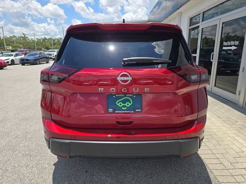 Used 2026 Nissan Rogue S FWD image 7
