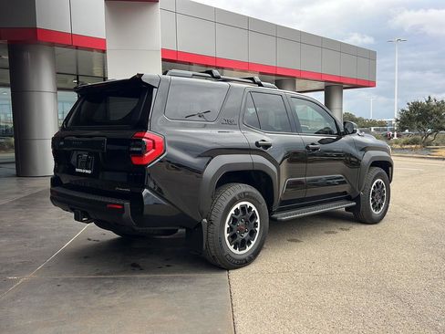 New 2025 Toyota 4Runner 4WD image 6