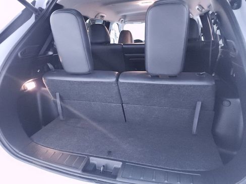 Used 2024 Mitsubishi Outlander SE FWD image 24