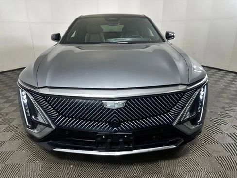 Used 2024 Cadillac Lyriq Tech image 8