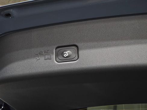 New 2026 Lincoln Nautilus Premier w/ Equipment Group 102A image 10