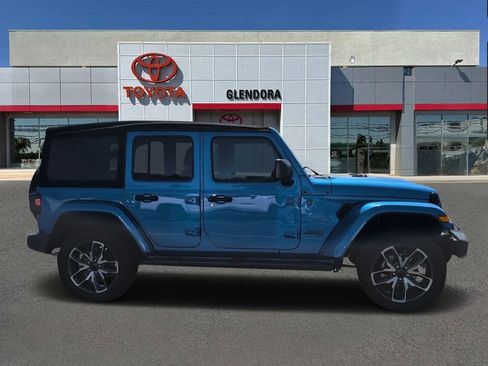 Used 2024 Jeep Wrangler Unlimited w/ Convenience Group image 4