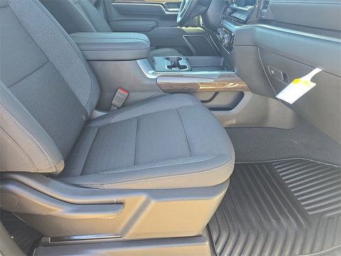 New 2026 Chevrolet Silverado 3500 LT w/ Convenience Package image 10