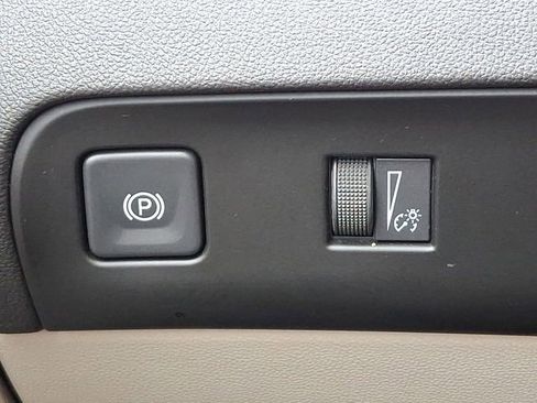 Used 2023 Buick Enclave Essence w/ Experience Buick Package image 26