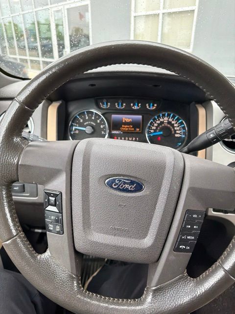 Used 2014 Ford F150 XLT w/ Equipment Group 302A Luxury AWD/4WD image 4