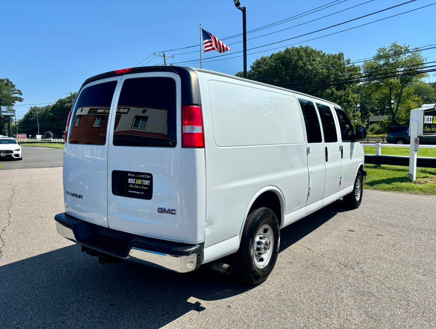 Used 2017 GMC Savana 2500 Extended RWD image 9