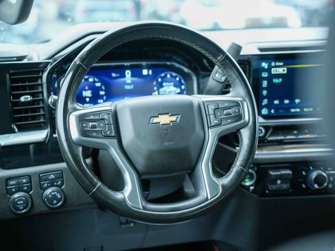 Used 2023 Chevrolet Silverado 1500 LT w/ Z71 Off-Road Package image 22