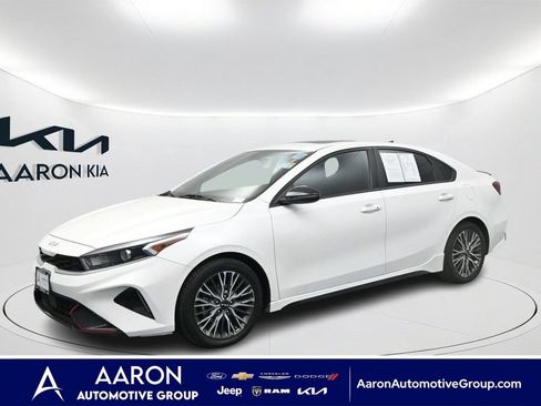 Used 2023 Kia Forte GT-Line w/ GT-Line Premium Package FWD image 1