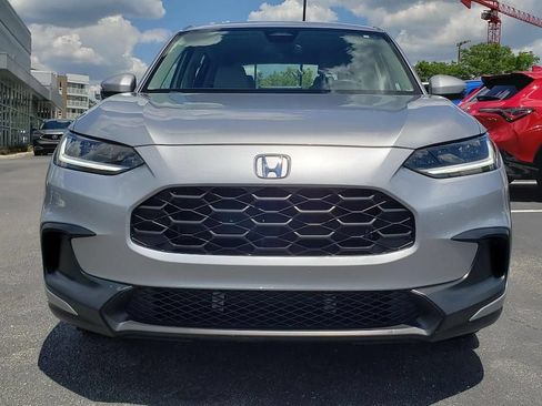 Used 2023 Honda HR-V LX image 2