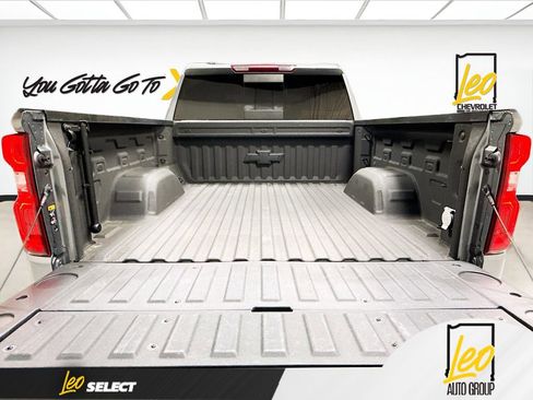 Used 2021 Chevrolet Silverado 1500 LT Trail Boss w/ Convenience Package II AWD/4WD image 29