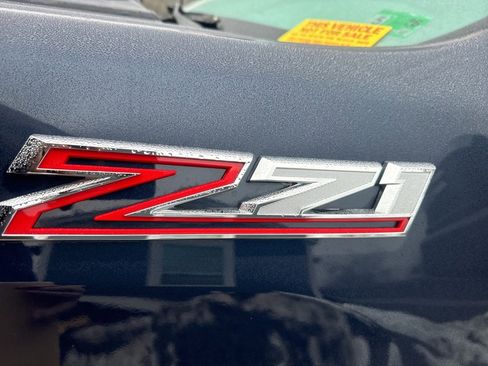 Used 2020 Chevrolet Silverado 2500 LTZ w/ LTZ Premium Package image 25