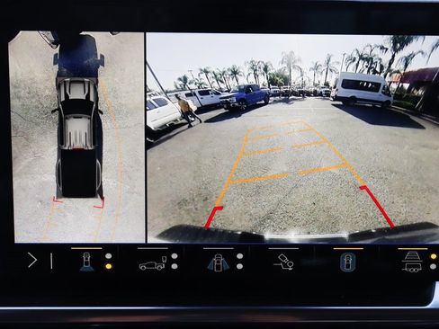 Used 2024 Chevrolet Silverado 3500 LTZ w/ LTZ Plus Package image 33