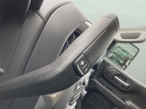 New 2026 Chevrolet Silverado 2500 Custom w/ Custom Value Package image 20