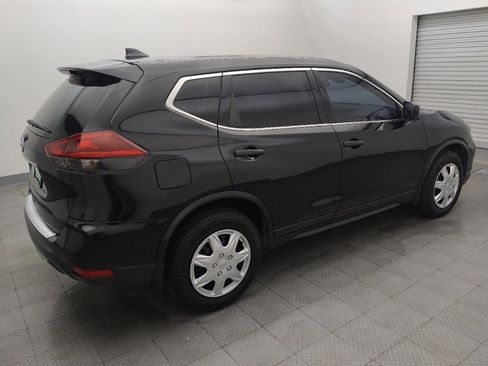 Used 2019 Nissan Rogue S image 10