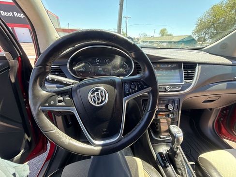 Used 2020 Buick Encore Preferred FWD image 23