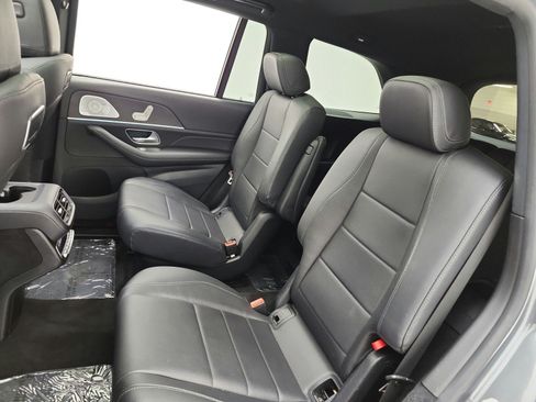 Used 2020 Mercedes-Benz GLS 450 4MATIC image 38