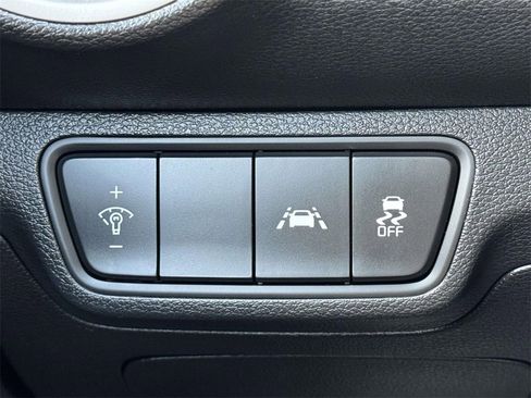 Used 2020 Kia Forte LXS image 16