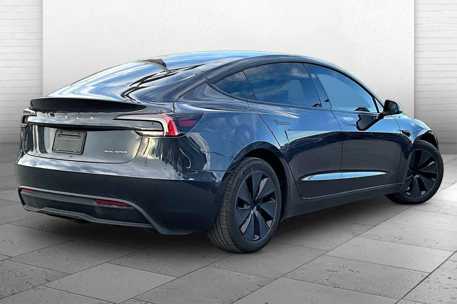 Used 2025 Tesla Model 3 Long Range AWD/4WD image 12