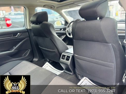 Used 2020 Honda Accord EX image 10