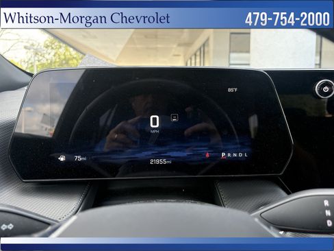 Used 2025 Chevrolet Equinox LT FWD image 18