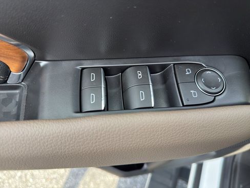 New 2026 GMC Canyon Denali AWD/4WD image 7