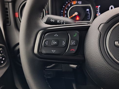 New 2026 Jeep Wrangler Unlimited Rubicon AWD/4WD image 27