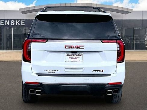 New 2026 GMC Yukon AT4 Ultimate image 4