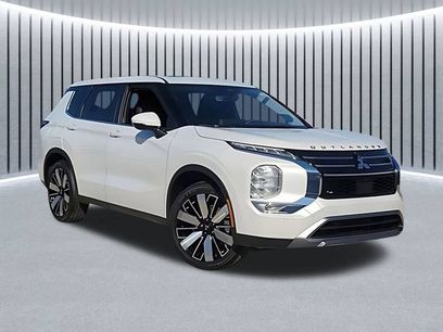 New 2026 Mitsubishi Outlander SE