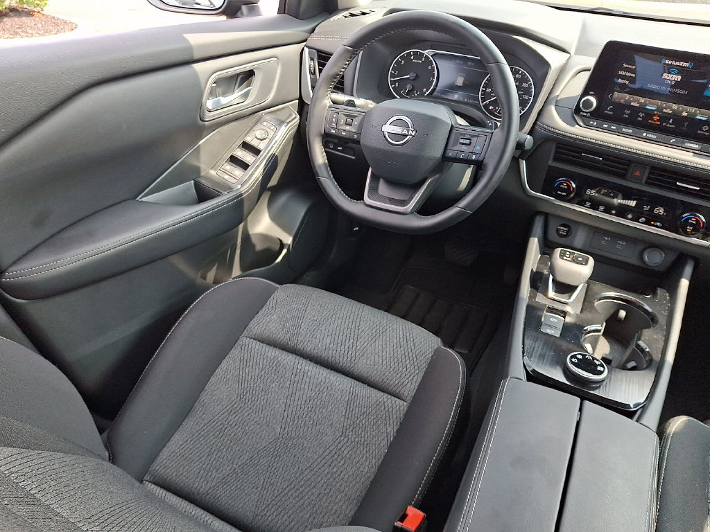 Used 2026 Nissan Rogue SV AWD/4WD image 15