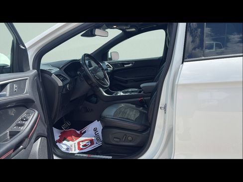 Used 2022 Ford Edge ST-Line image 21