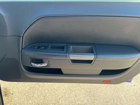 Used 2014 Dodge Challenger R/T image 11