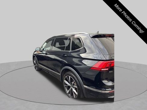 Used 2024 Volkswagen Tiguan SEL R-Line AWD/4WD image 2