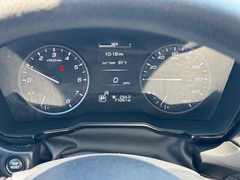 Used 2023 Subaru Outback AWD/4WD image 18