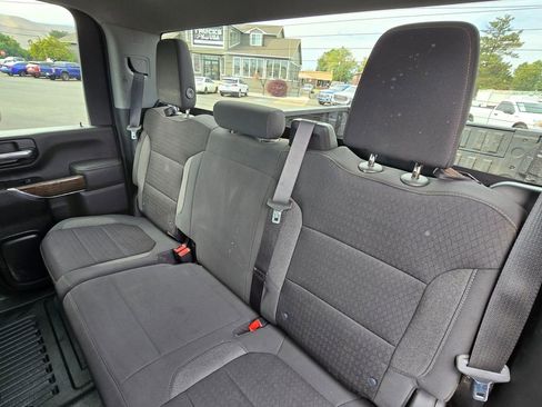 Used 2022 GMC Sierra 2500 SLE image 19