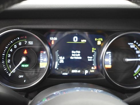 Used 2021 Jeep Wrangler Unlimited Sahara image 30