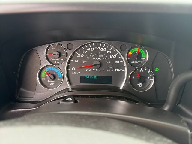 Used 2014 Chevrolet Express 2500 RWD image 28