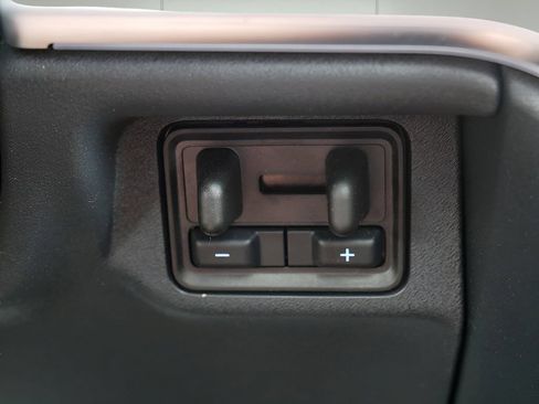 Used 2025 Ford Expedition Platinum AWD/4WD image 26