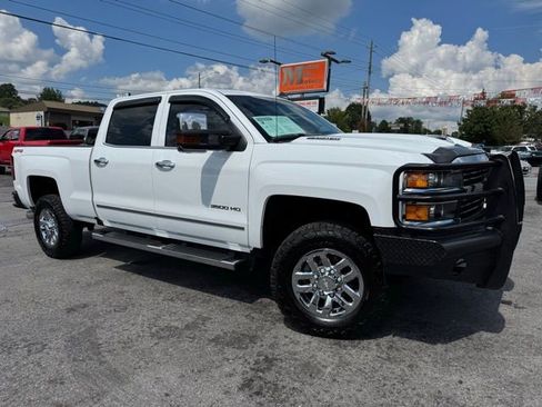 Used 2018 Chevrolet Silverado 3500 LTZ image 1