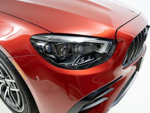 Used 2022 Mercedes-Benz E 53 AMG 4MATIC Sedan w/ Driver Assistance Package image 43