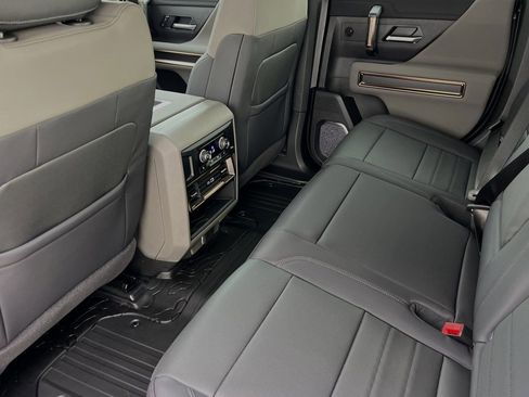 New 2025 GMC Hummer EV 3X AWD/4WD image 13
