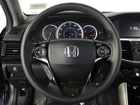 Used 2016 Honda Accord LX image 25