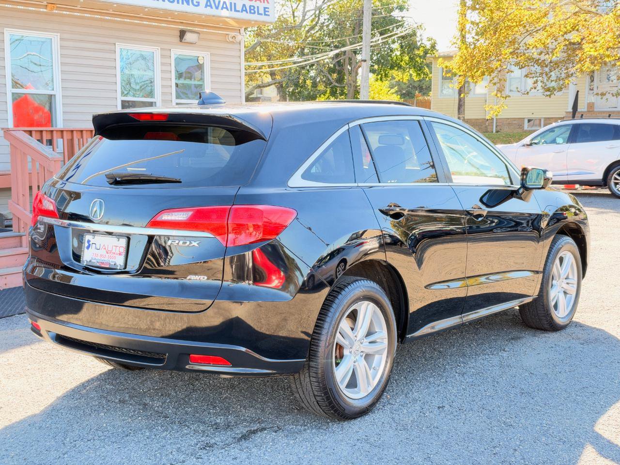 Used 2015 Acura RDX w/ Technology Package AWD/4WD image 4