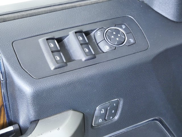 Certified 2019 Ford F150 Lariat w/ Equipment Group 502A Luxury AWD/4WD image 18